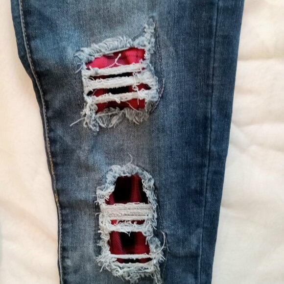 Judy Blue Los Angeles Skinny Fit Distressed Plaid Print Accent Y2k Grunge Jeans - Picture 5 of 9